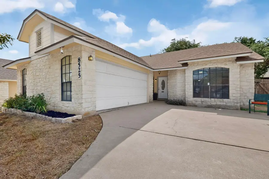 8525 Birmingham Dr, Austin, TX 78748 - #2