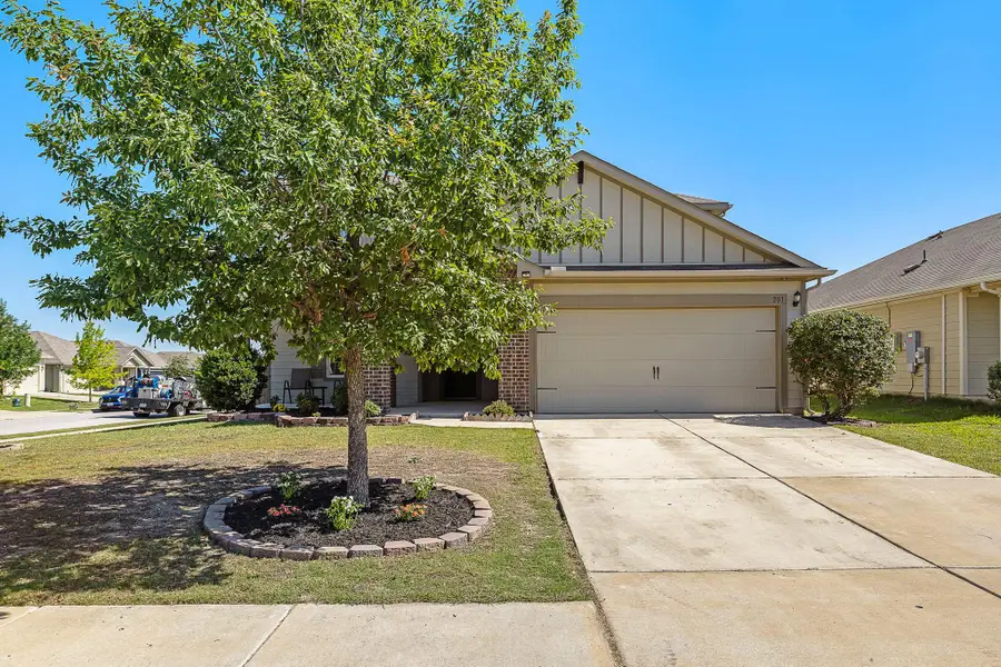 201 Garcitas Creek Ln, Hutto, TX 78634 - #2