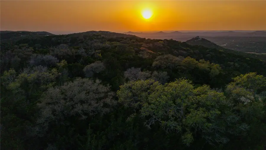 3939 Bear Springs Road, Pipe Creek, TX 78063 - Image #3