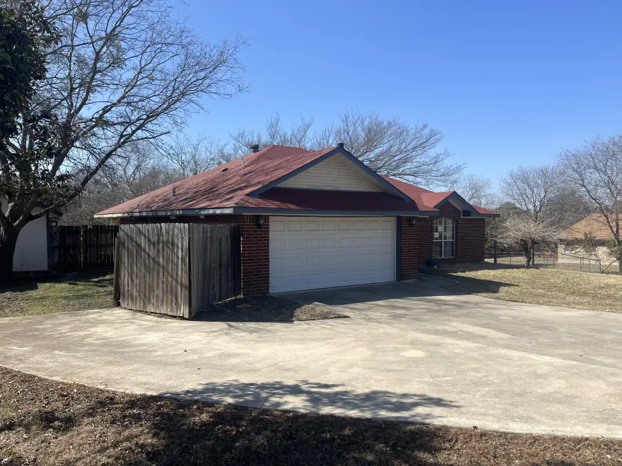 3908 Lakecliff Dr, Harker Heights, TX 76548 - #2
