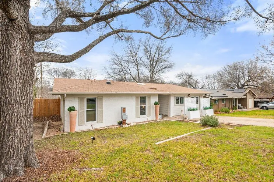 3308 Catalina Dr, Austin, TX 78741 - #2