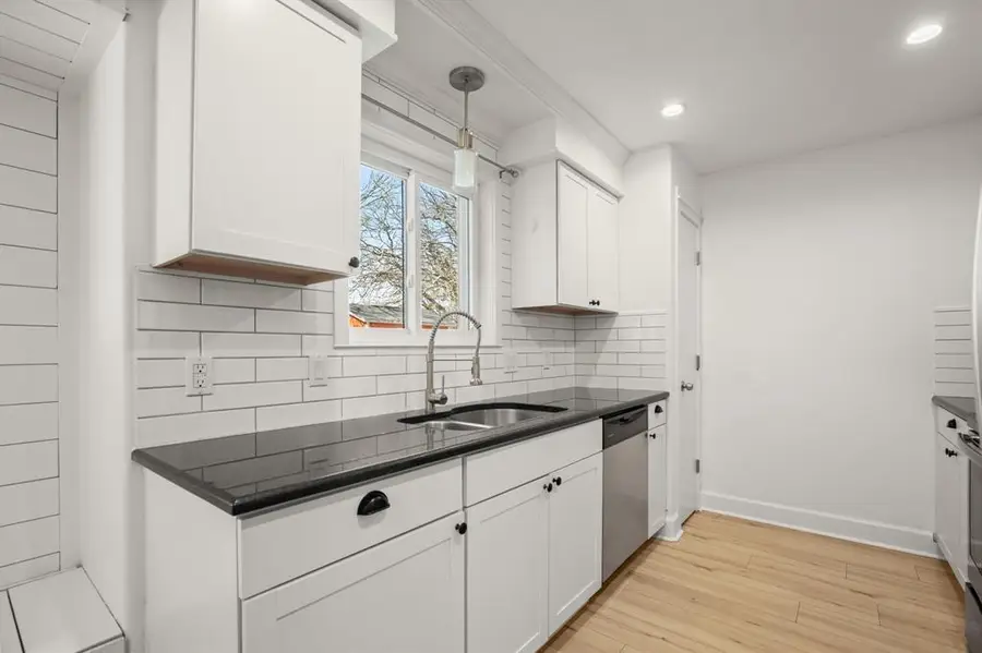 1512 W Mesa Park Dr, Round Rock, TX 78664 - #3