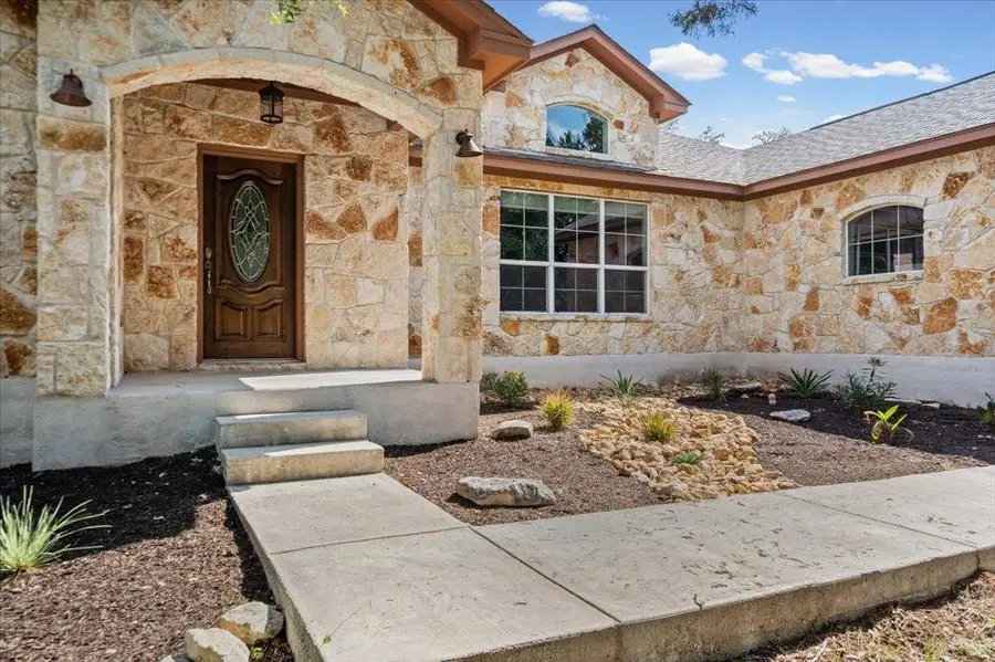 241 Pleasant Valley Rd, Wimberley, TX 78676 - #2