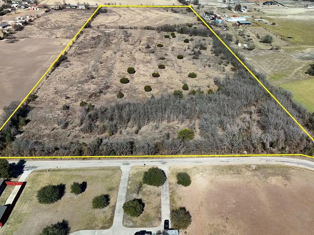 1015 E Main St, Troy, TX 76579 - #1