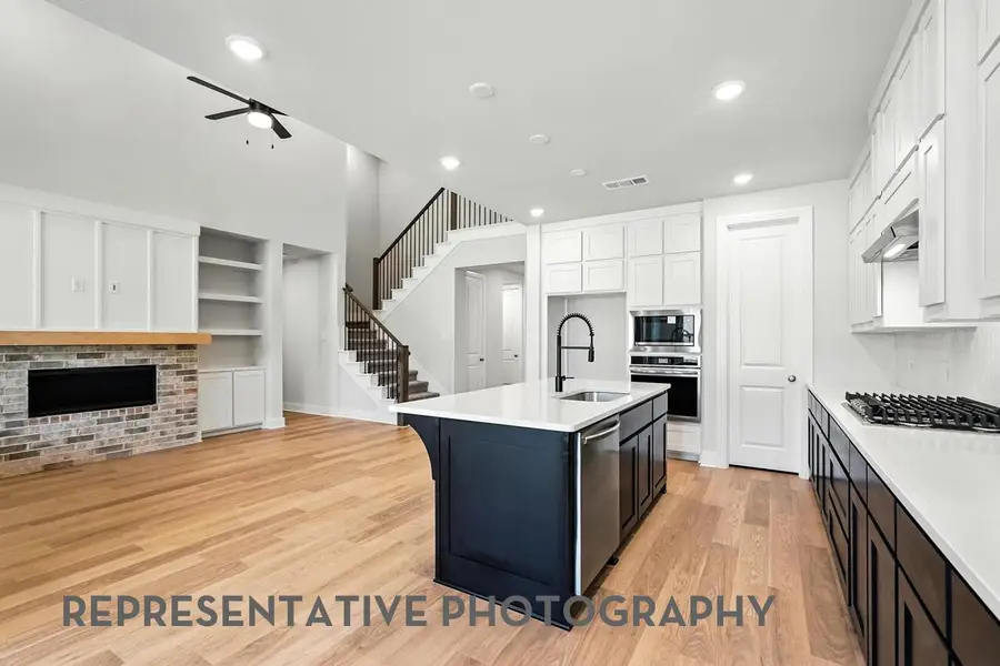 8916 Golden Lion Dr, Austin, TX 78744 - #3