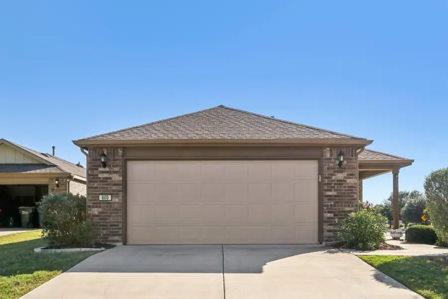 600 Chambers Creek Ct, Georgetown, TX 78633 - Image #2