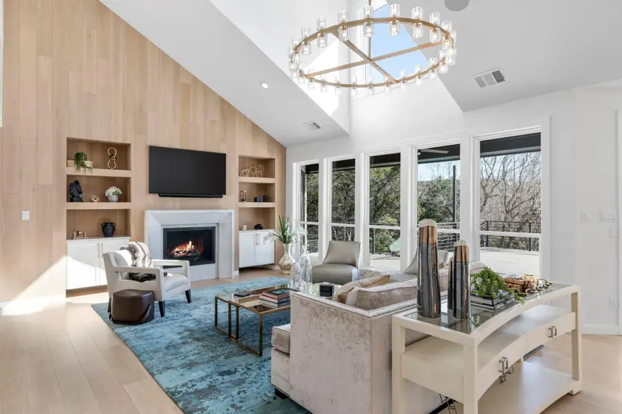 701 Furlong Dr, Austin, TX 78746 - #3