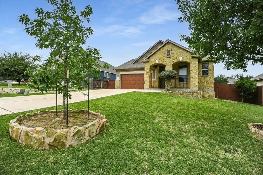 112 Pauline Cv, Kyle, TX 78640 - #2