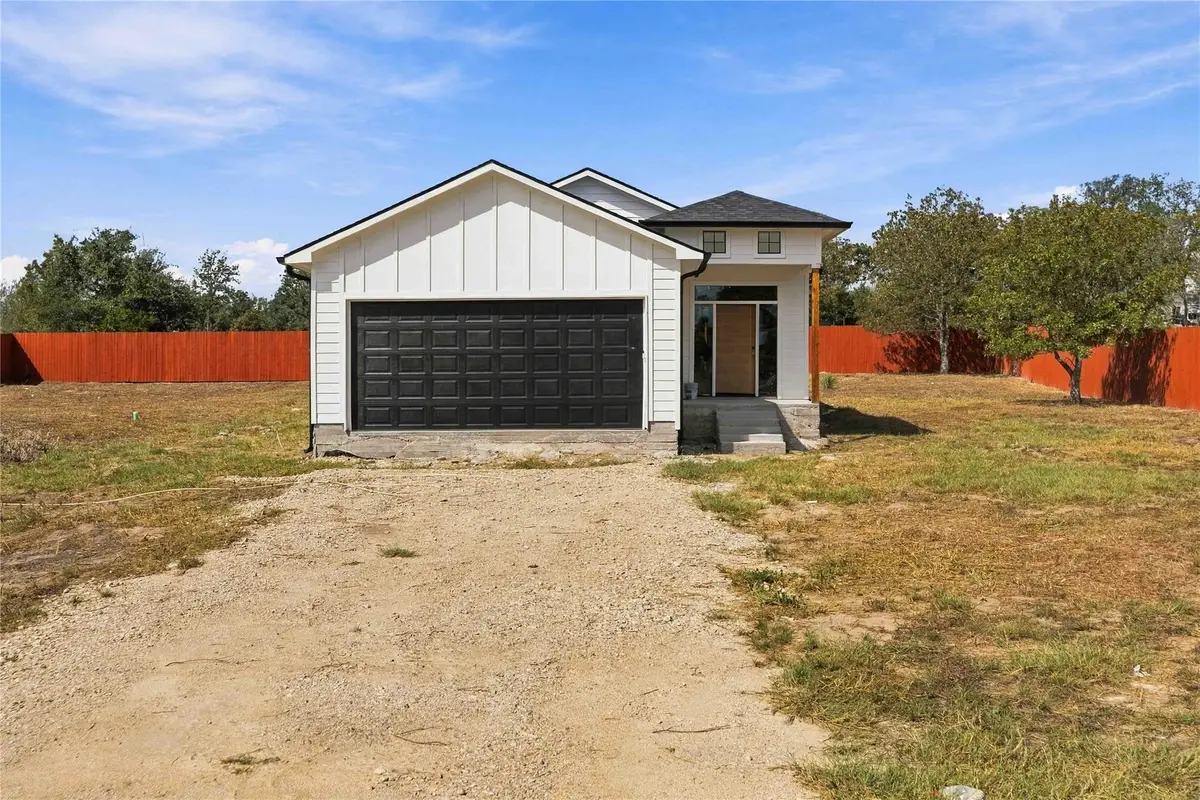 133 Esperanza Dr, Bastrop, TX 78602 - #1