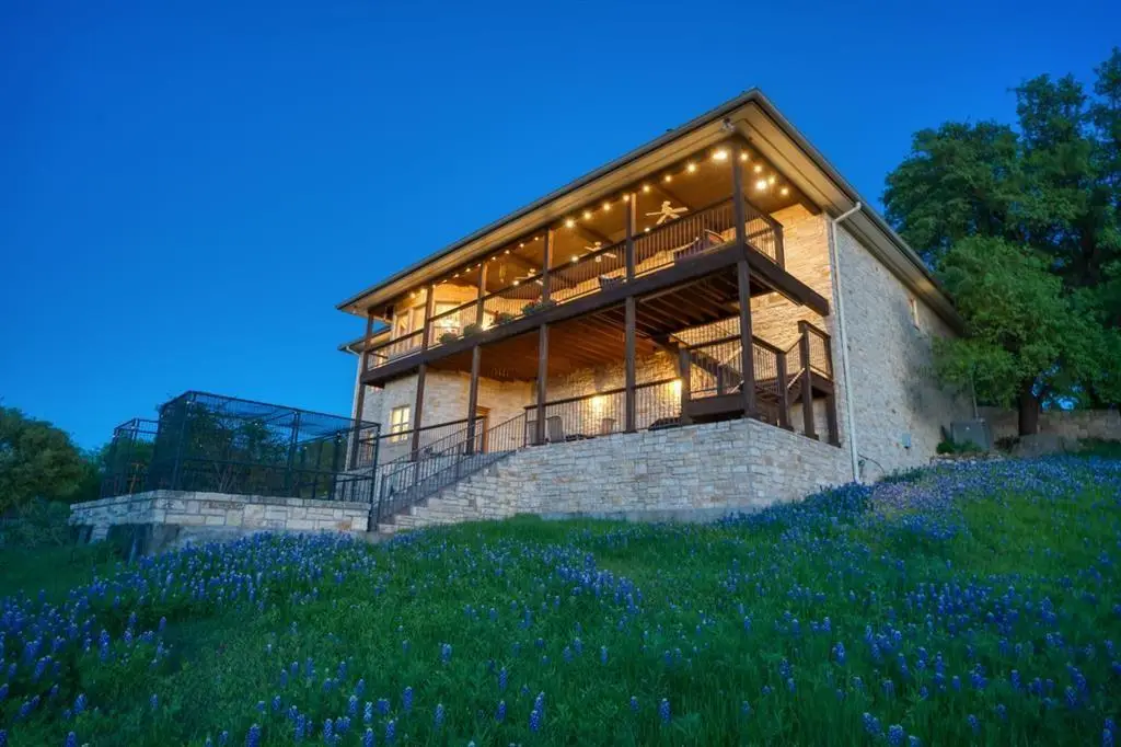 91 Gateway N., Marble Falls, TX 78654 - Image #1