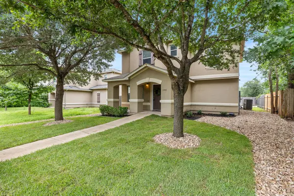 5705 Viewpoint Dr, Austin, TX 78744