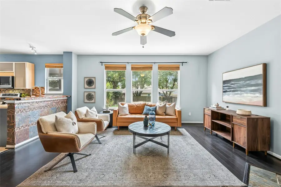 214 Grand Isle Dr, Round Rock, TX 78665 - Image #2