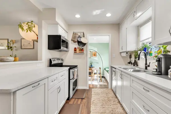 8800 Redfield Ln, Austin, TX 78758