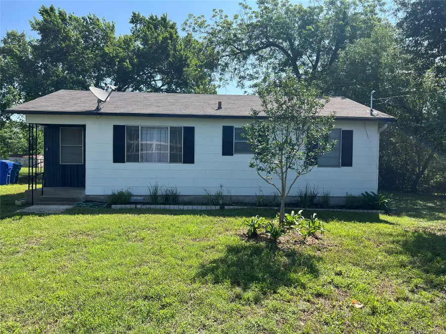 519 S Martin Luther King Jr Blvd, Elgin, TX 78621 - Image #3