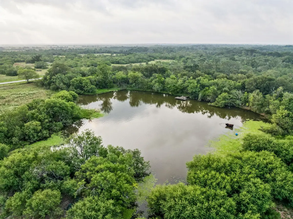 9611 Wilke Rd, Kingsbury, TX 78638 - Image #1