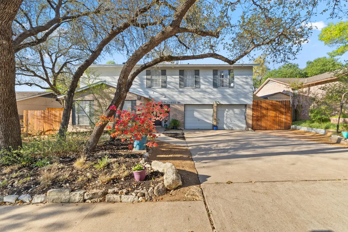 2715 Harleyhill Dr, Austin, TX 78745 - #1