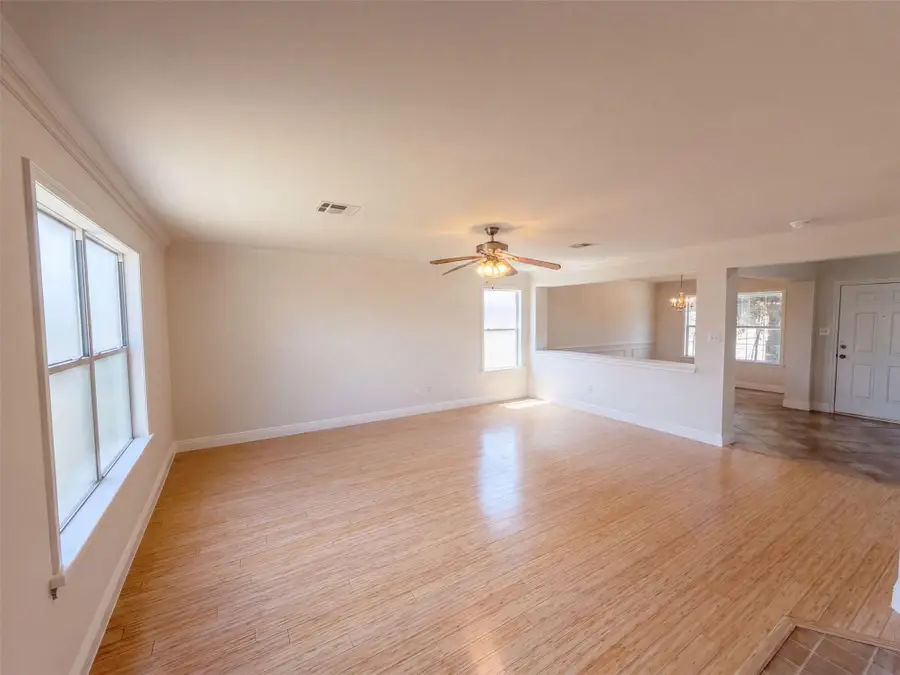 101 Gillespie Ln, Elgin, TX 78621 - #3
