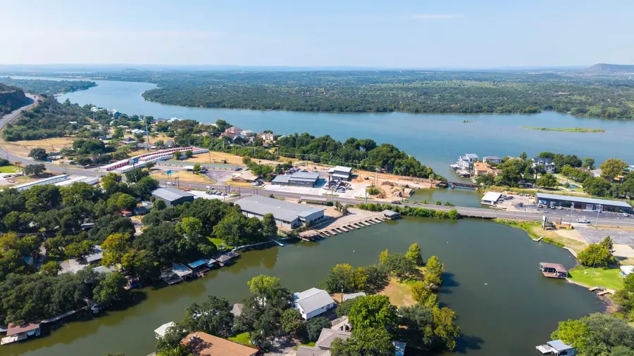 1517 County Road 132a Rd, Kingsland, TX 78639 - #2