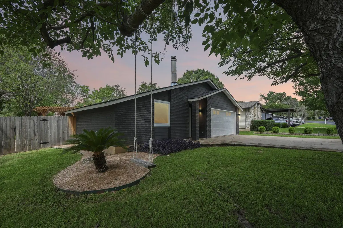 3216 Plantation Rd, Austin, TX 78745 - #1