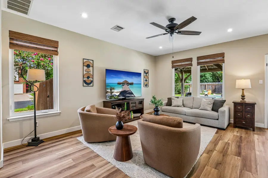 7400 Peabody Dr, Austin, TX 78729 - #2