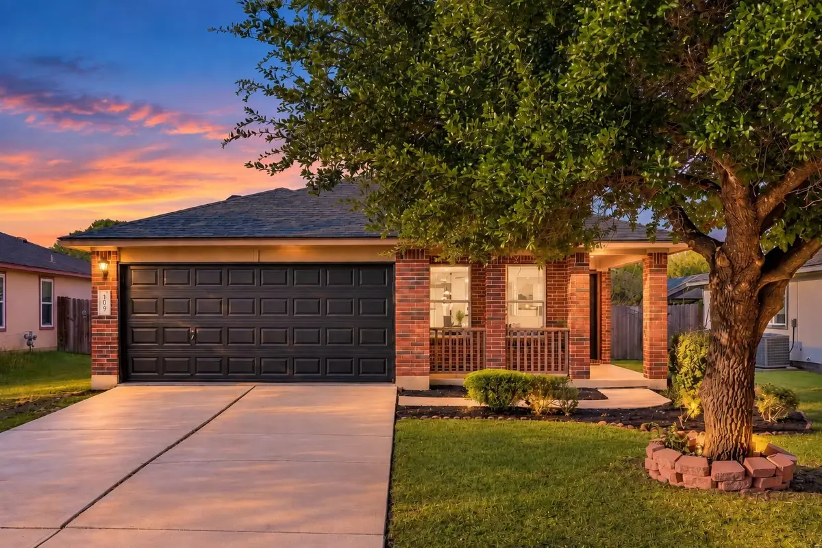109 Brooke St, Hutto, TX 78634 - #1