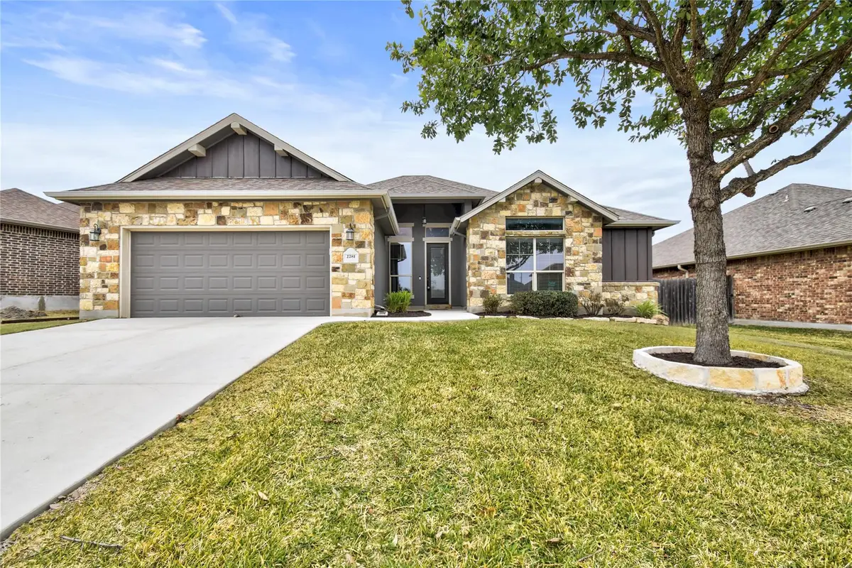 2281 Sungate Dr, New Braunfels, TX 78130 - Image #1