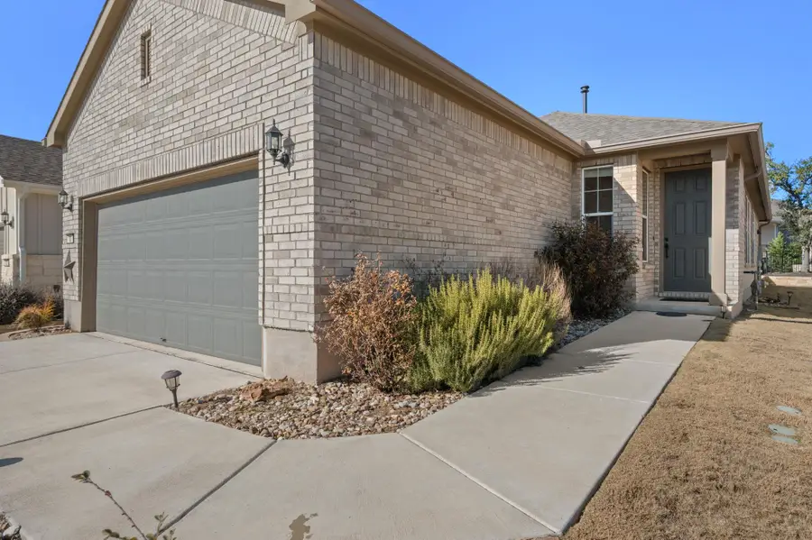 100 Bristol Cv, Georgetown, TX 78633 - Image #2