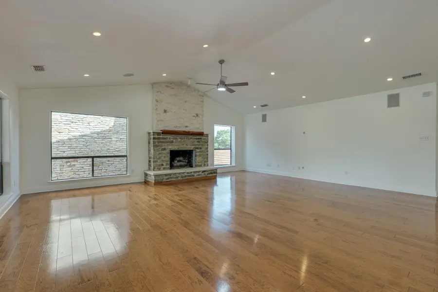 103 Crescent Blf, Lakeway, TX 78734 - #3