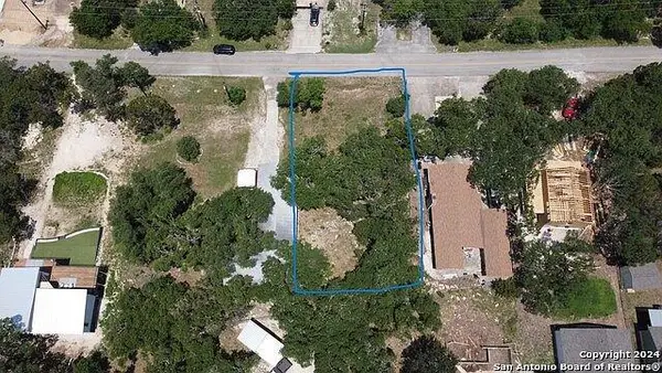 1416 Canyon Edge, Canyon Lake, TX 78133