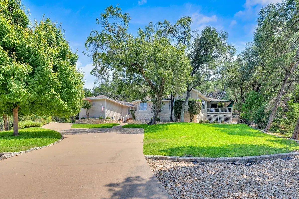 105 Tamarac Ct, Lakeway, TX 78734 - Image #1