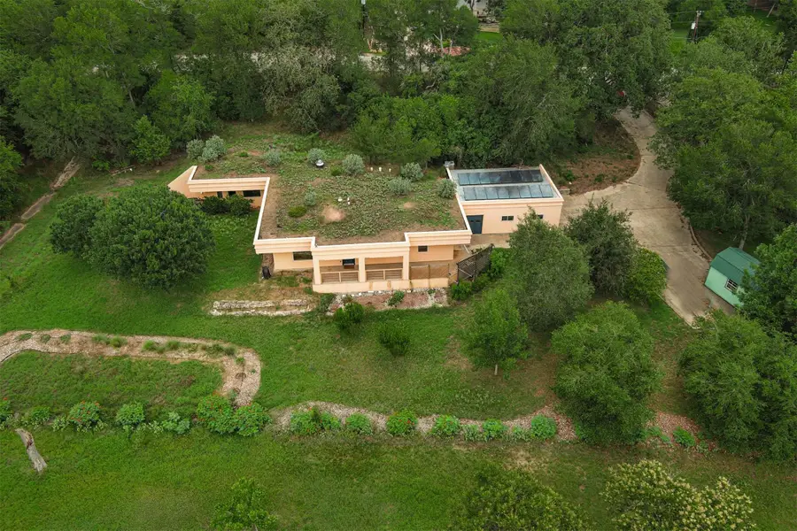 123 Konahuanui Ln, Bastrop, TX 78602 - Image #2