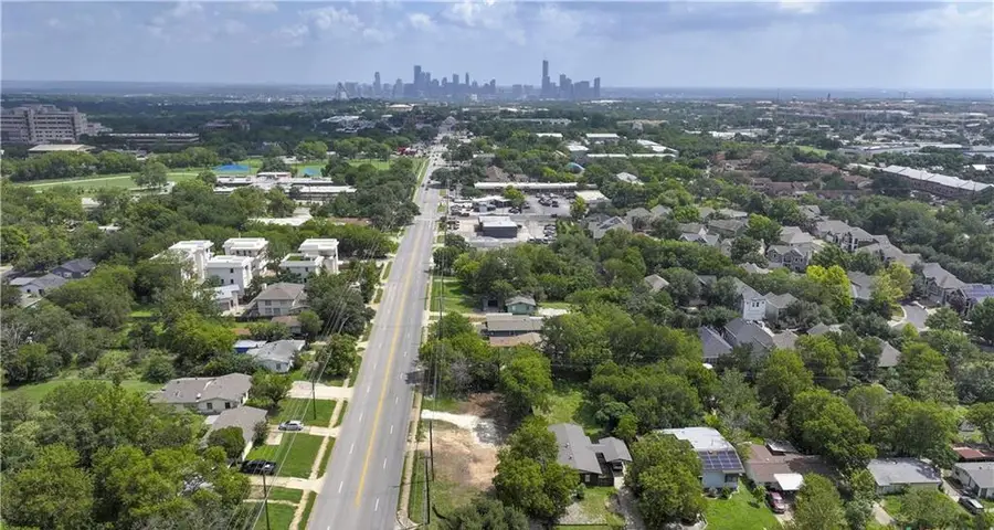 506 Clover Ct, Austin, TX 78745 - Image #2