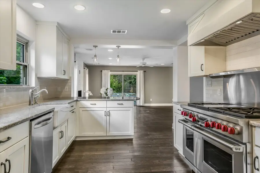 306 Briarwood Trl, Austin, TX 78746 - #2