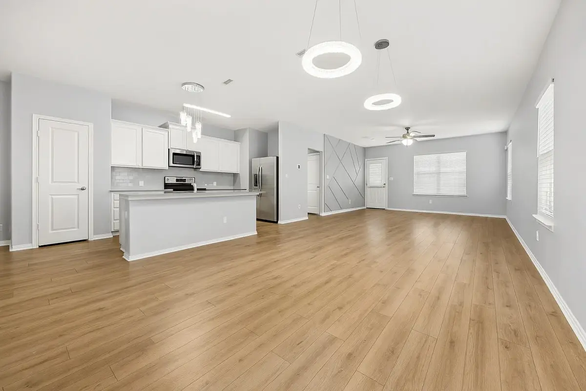 421 Perfect World Loop, Jarrell, TX 76537 - #1