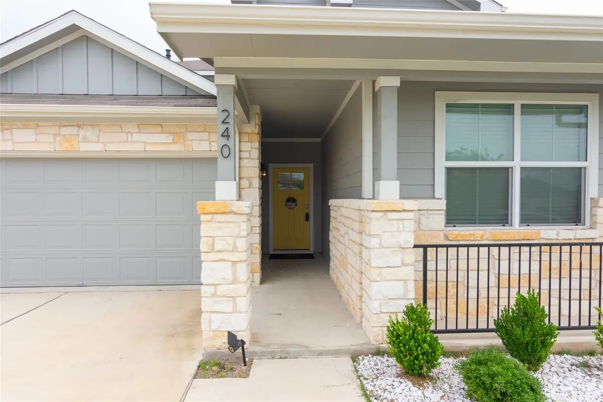 240 W Possum Kingdom Dr W, Kyle, TX 78640 - #1