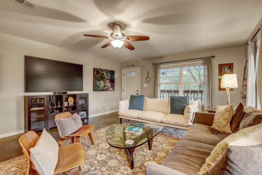 153 Hill Dr, Marble Falls, TX 78654 - #3