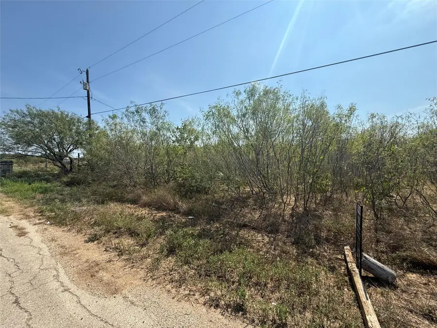 200 Reata Ranch Rd, Lockhart, TX 78644 - #2
