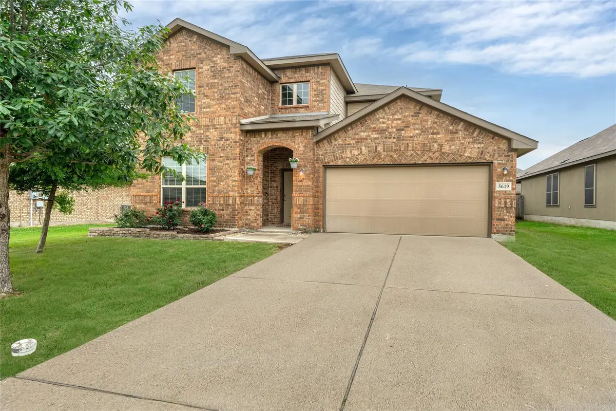 5619 Briar Knl, New Braunfels, TX 78132 - #1