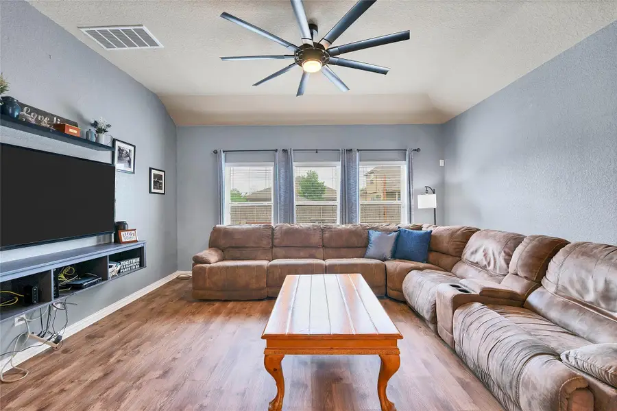 5619 Briar Knl, New Braunfels, TX 78132 - #3