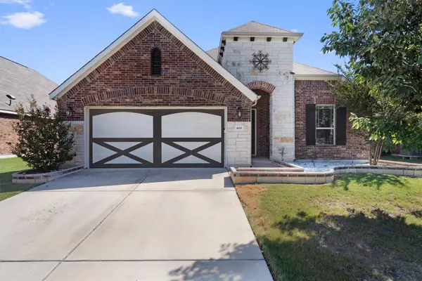 406 Farm Creek Dr, Hutto, TX 78634