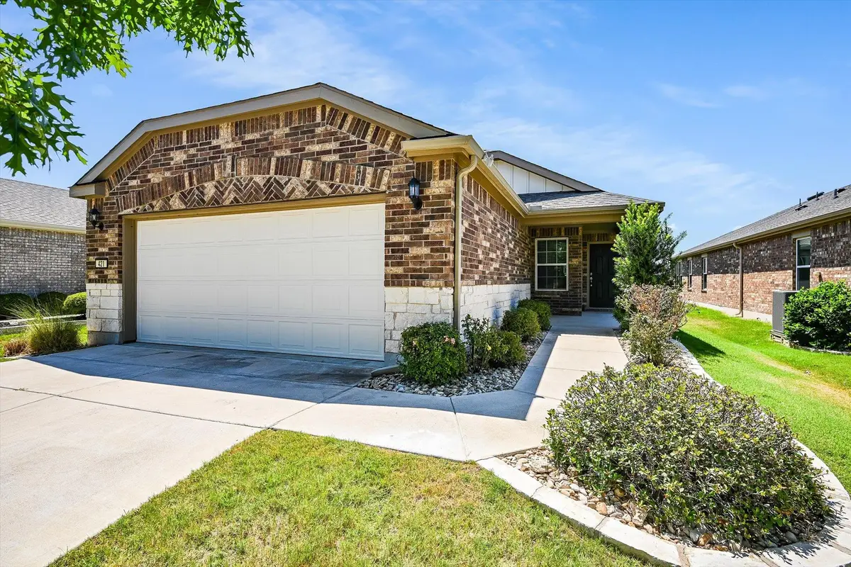 421 Holiday Creek Ln, Georgetown, TX 78633 - #1