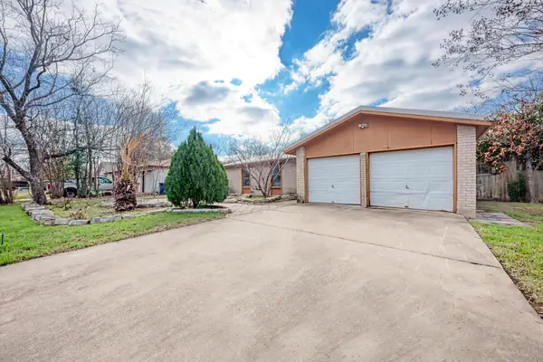 1307 Meadgreen Dr, Austin, TX 78758