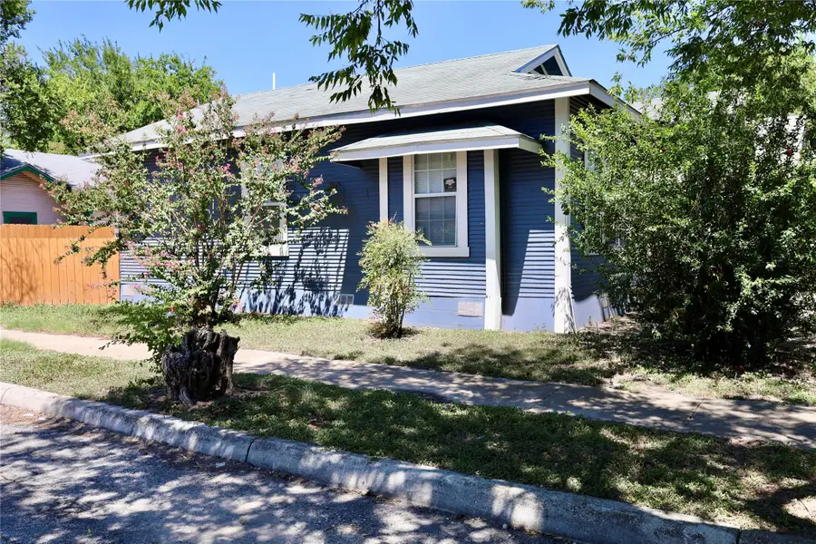 2323 W Salinas St, San Antonio, TX 78207 - #2