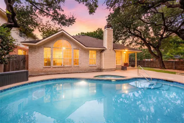 6112 Jumano Ln, Austin, TX 78749