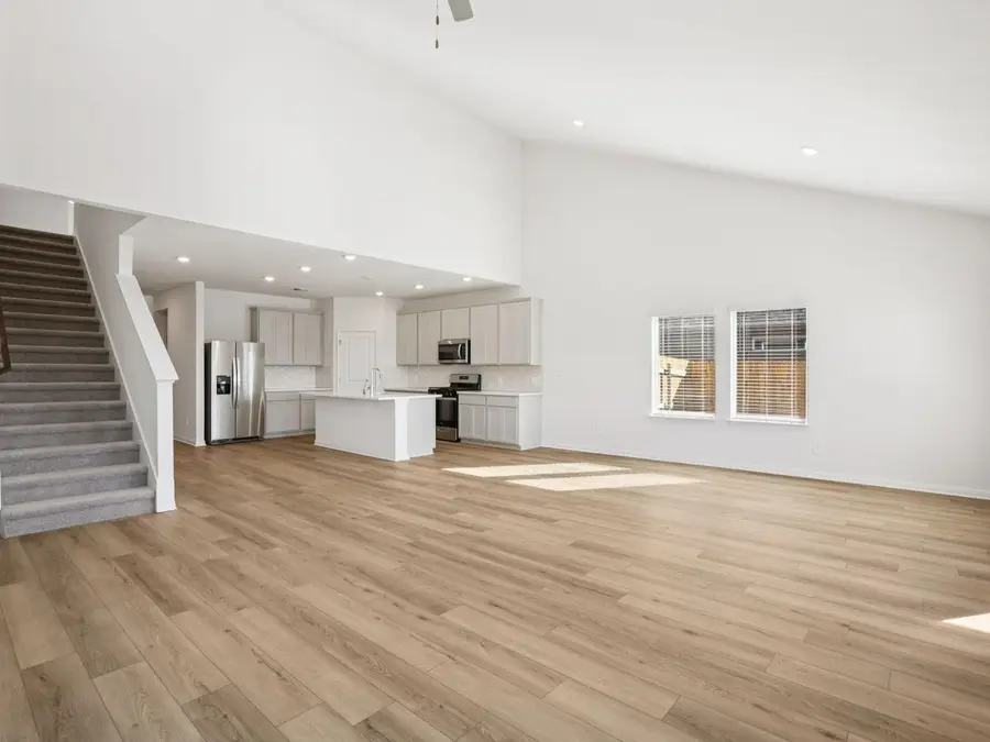 721 Universal Dr, Hutto, TX 78634 - #3