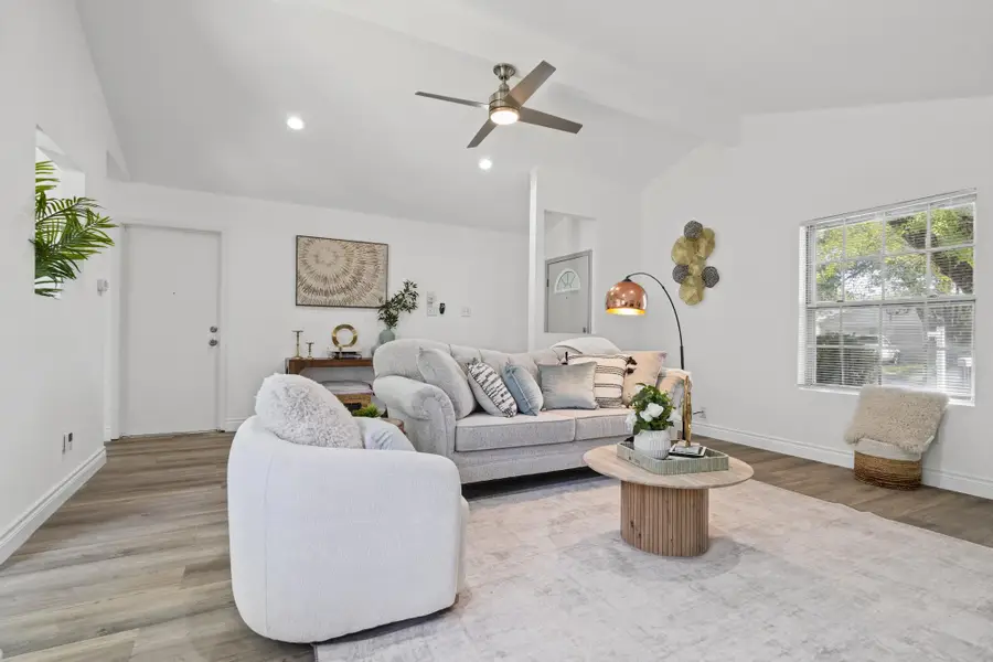 1729 Cricket Hollow Dr, Austin, TX 78758 - #2
