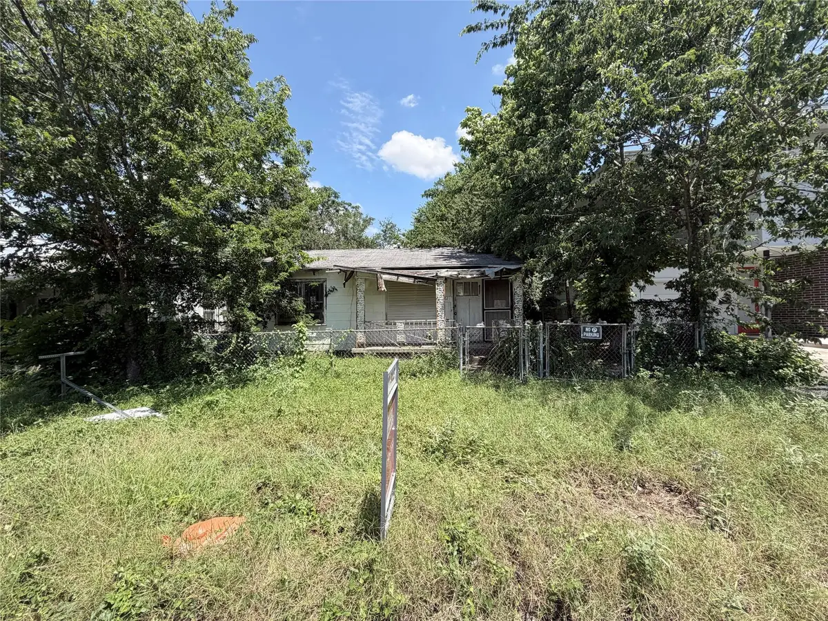 1202 Hackberry St, Austin, TX 78702 - #1