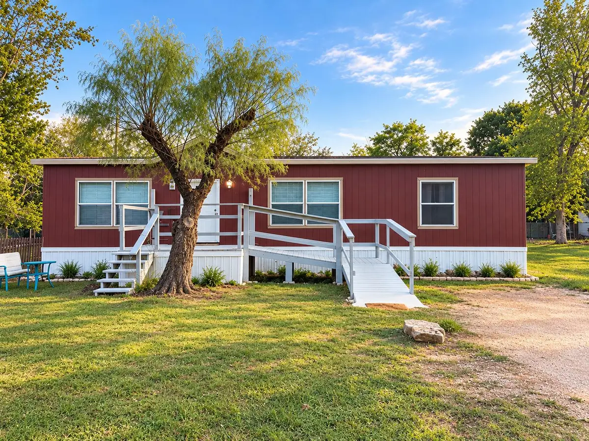 130 Jewel Ln, Wimberley, TX 78676 - #1