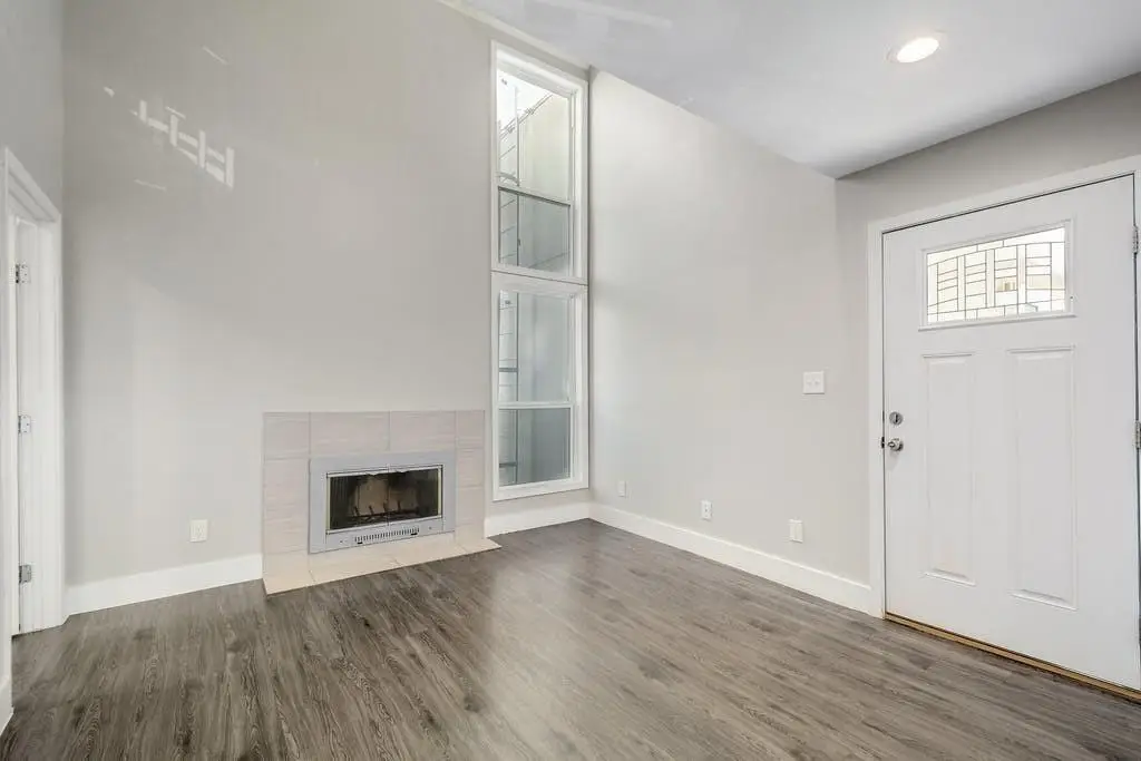 935 La Posada Dr #212, Austin, TX 78752 - Image #1