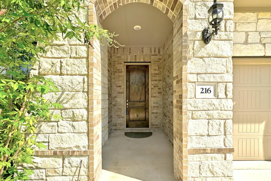 216 Tovas Secret Cv, Georgetown, TX 78628 - Image #2